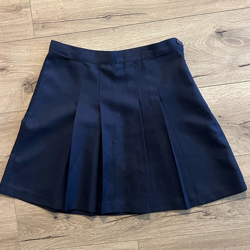 American Apparel Navy Pleated Skirt